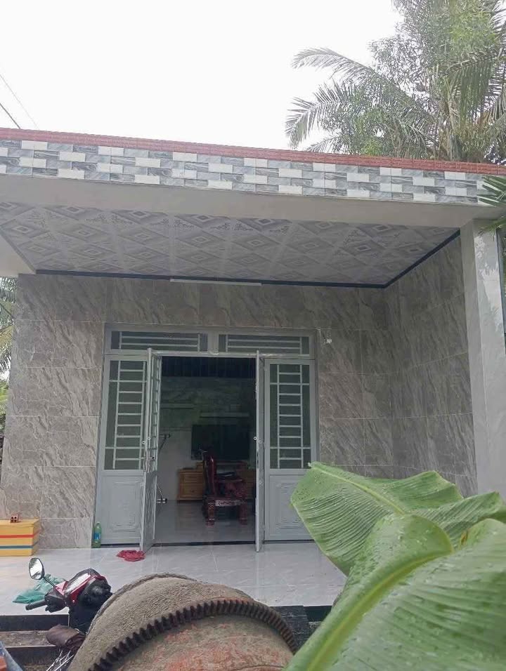 Nhà Thạnh Ngãi Mỏ Cày Bắc 170m² giá 700 triệu - Bán gấp, sổ đỏ chính chủ!