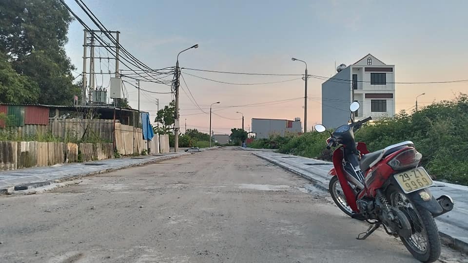 Đất đấu giá X3 Nguyên Khê 80m² giá 800 triệu - Ô tô tránh, tiện ích đầy đủ!