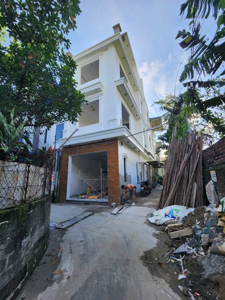 Nhà 3,5 tầng góc Vân Tra, An Đồng, An Dương 51,8m² giá 3,6 tỷ - Full nội thất hiện đại!