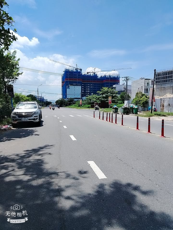 Đất nền đường Hồ Hán Thương, 200m², giá 23.5 tỷ - Vị trí đắc địa cho xây dựng cao tầng!