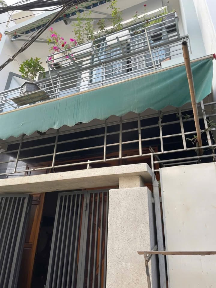 Nhà phố Lương Đình Của, Nha Trang 102m² giá 3.25 tỷ - Căn góc, đầy đủ nội thất!
