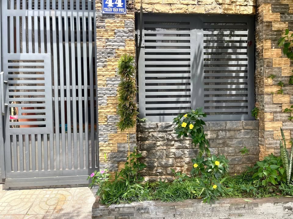 Nhà nguyên căn 44 Trần Văn Phụ, Buôn Ma Thuột 140m² giá 10 triệu - Mặt tiền kinh doanh lý tưởng!