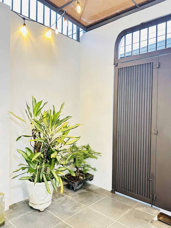 Nhà phố mặt tiền đường Hải Thượng Lãn Ông Phan Thiết 62m² giá 1.85 tỷ - Kinh doanh sinh lời!