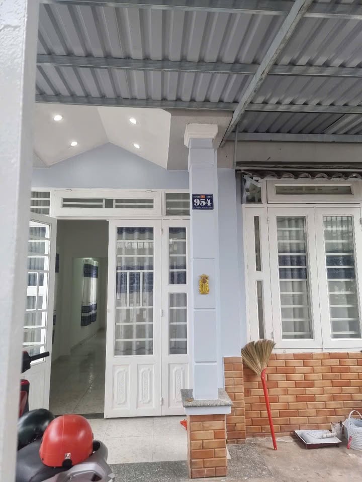 Nhà lô góc 2 mặt tiền tại Tân Điền, Long Thượng 114m² giá 1.9 tỷ - Thiết kế thông minh!