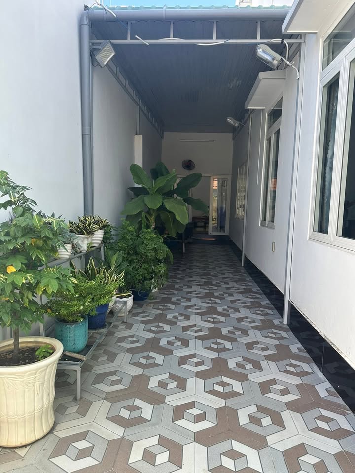 Nhà 1 trệt 1 lầu hẻm ô tô Trần Hưng Đạo, Phan Thiết - Diện tích 115m², Giá thương lượng hấp dẫn