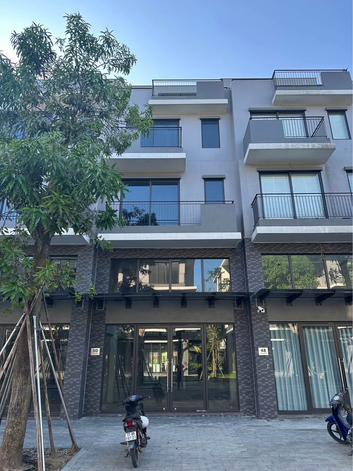 Nhà phố vườn Eco Central Park Vinh 88m² giá 6 tỷ - Sổ đỏ chính chủ