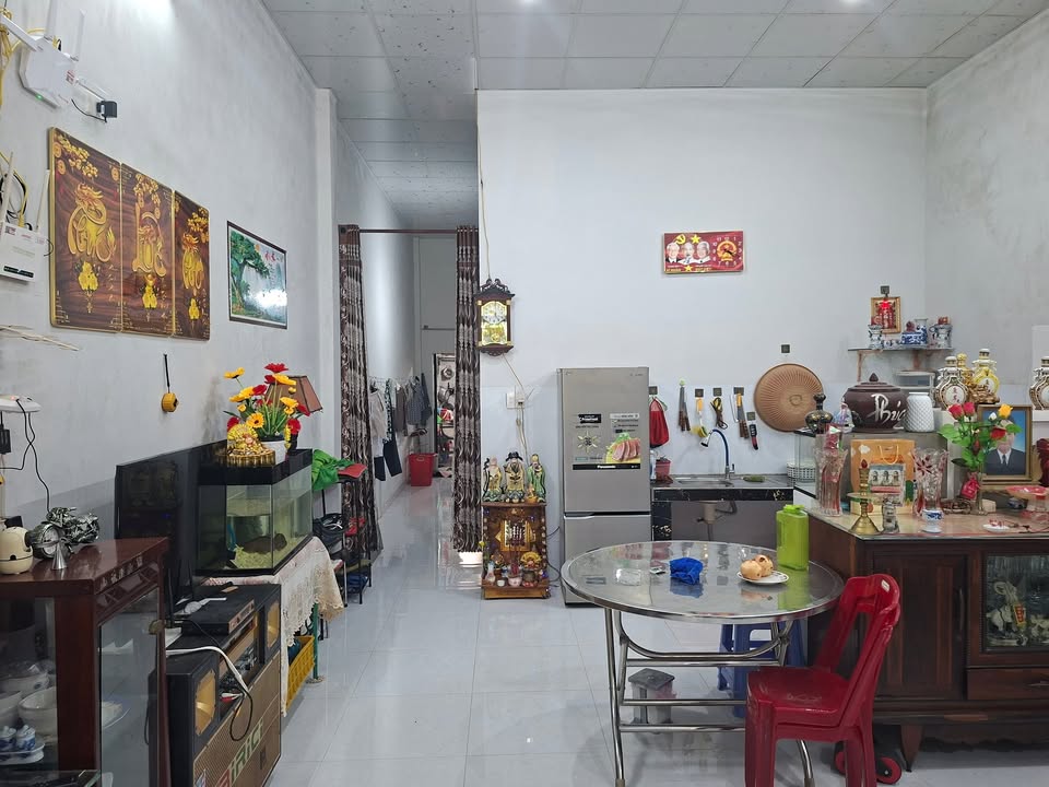 Nhà cấp 4 Tư Nghĩa 130m² giá 650 triệu - Sẵn sàng vào ở ngay!