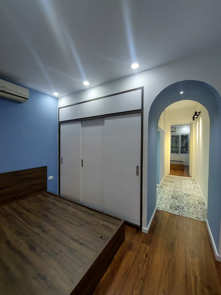 Căn hộ tập thể 2PN tầng 2 Huỳnh Thúc Kháng 65m² - Thiết kế trẻ trung, chính chủ!