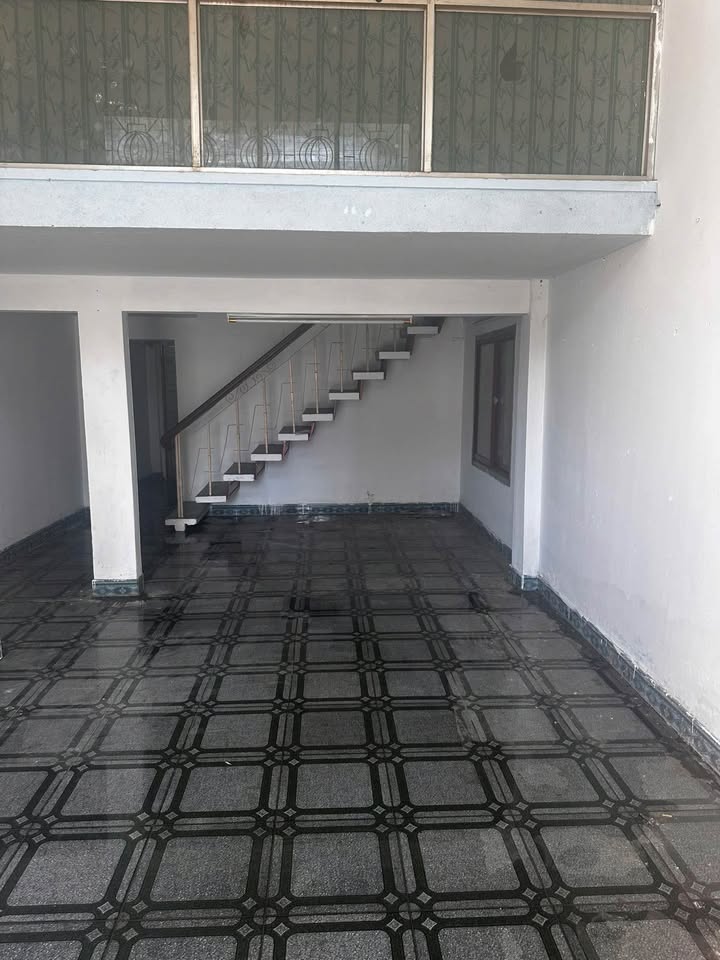 Nhà mặt tiền đường 2/4 Vĩnh Phước Nha Trang 63m² giá 6.6 tỷ - Vị trí kinh doanh lý tưởng!