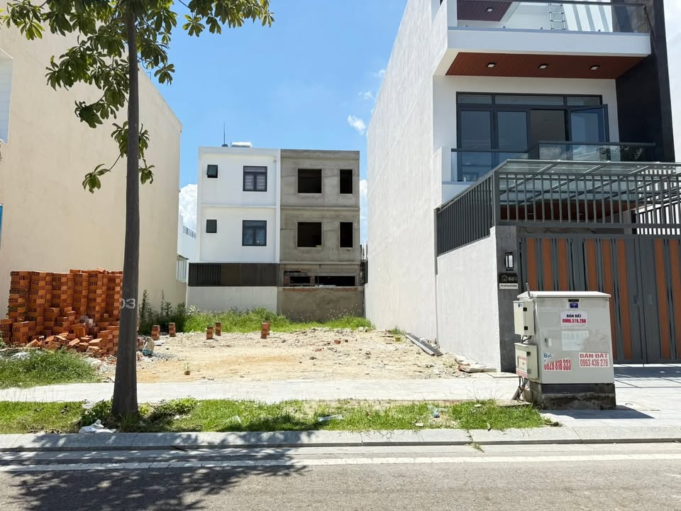 Đất nền KĐT Mỹ Gia Nha Trang 100m² giá 5 tỷ - Gần chợ và công viên!