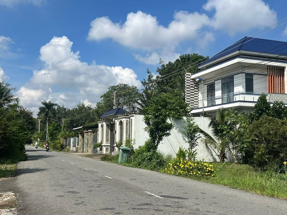 Đất nền Vĩnh Hòa, Phú Giáo 300m² giá 1.3 tỷ - Chính chủ cần bán gấp!