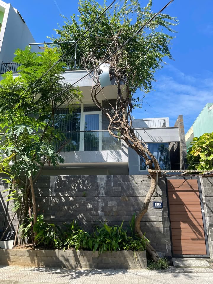 Cho thuê nhà nguyên căn Đa Mặn Đông 90m² giá 16 triệu - Phù hợp cho gia đình và văn phòng!