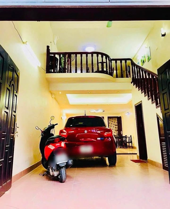 Bán gấp FrontHouse Trần Cung 80m² giá 17 tỷ - Mặt tiền đẹp, gần phố