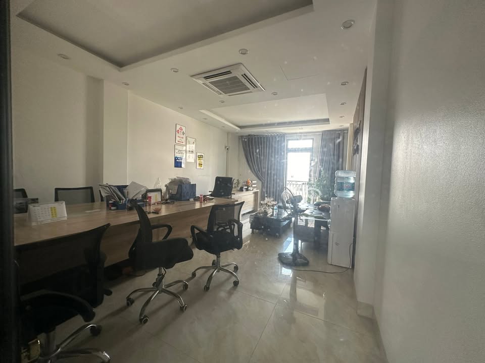 Văn phòng cho thuê tại Võ Cường 45m² giá 6 triệu - Phù hợp cho công ty đại diện!