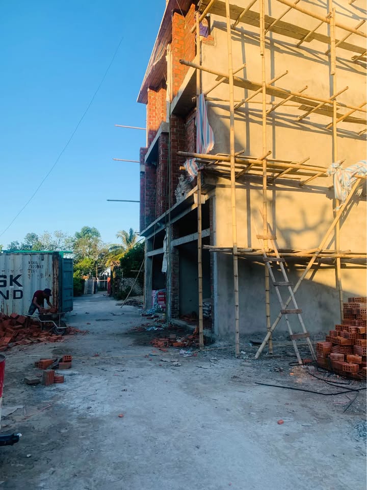 Nhà 3 tầng Hưng Dũng Vinh 53m² giá 3.3 tỷ - Cơ hội vàng cho bạn!