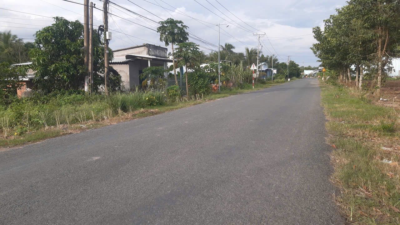 Đất mặt tiền tỉnh lộ 909, Hòa Tịnh, Mang Thít 500m² - Sổ đỏ chính chủ, giá tốt!