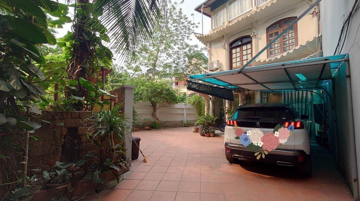 Biệt thự sân vườn Trương Định 206m² giá 25 tỷ - Thiết kế hiện đại, tiện nghi!