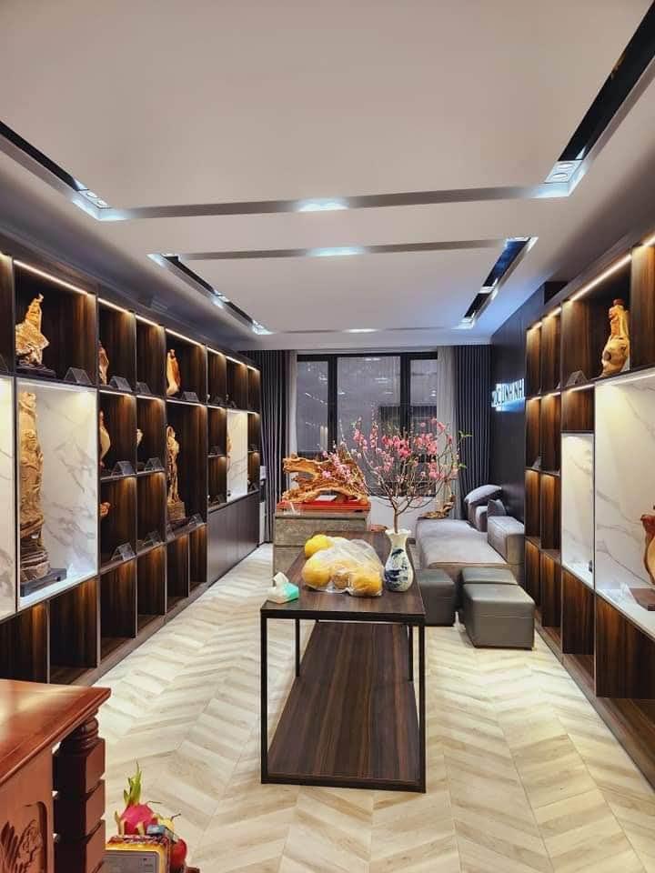 Bán nhà mặt phố Xã Đàn, Đống Đa, 65m² giá 13 tỷ - Thiết kế hiện đại, thang máy cao cấp