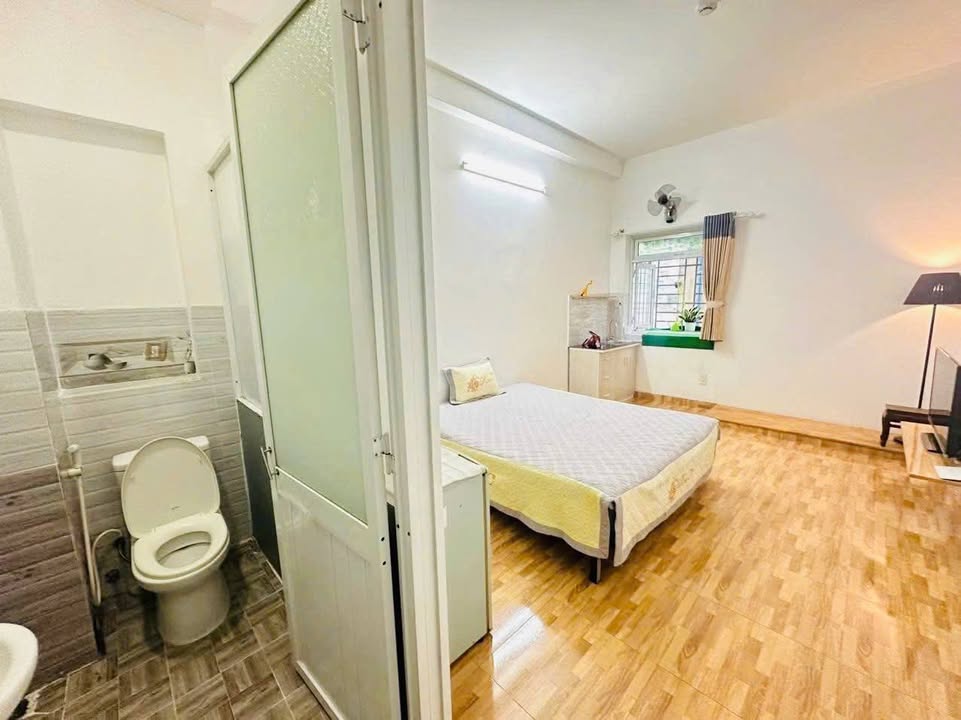 Phòng cho thuê tại 244 Hiền Vương, Tân Phú - Giá chỉ 2.99 triệu, tự do giờ giấc!