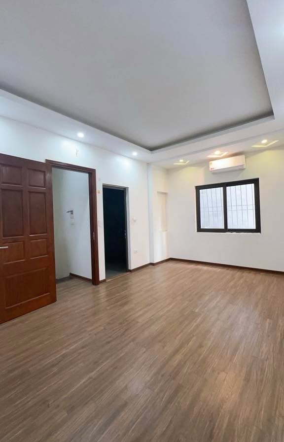 Nhà riêng đường Nguyễn Đức Cảnh, Hoàng Mai, 40m² giá 7 tỷ - Chính chủ, sẵn sàng vào ở ngay!