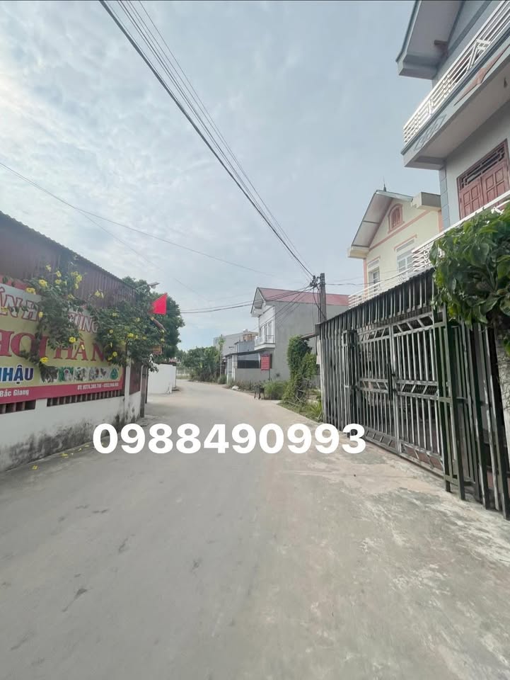 Đất nền Tân Dĩnh Bắc Giang 98m² giá 1.6 tỷ - Mặt tiền 7m, đường ô tô rộng rãi!