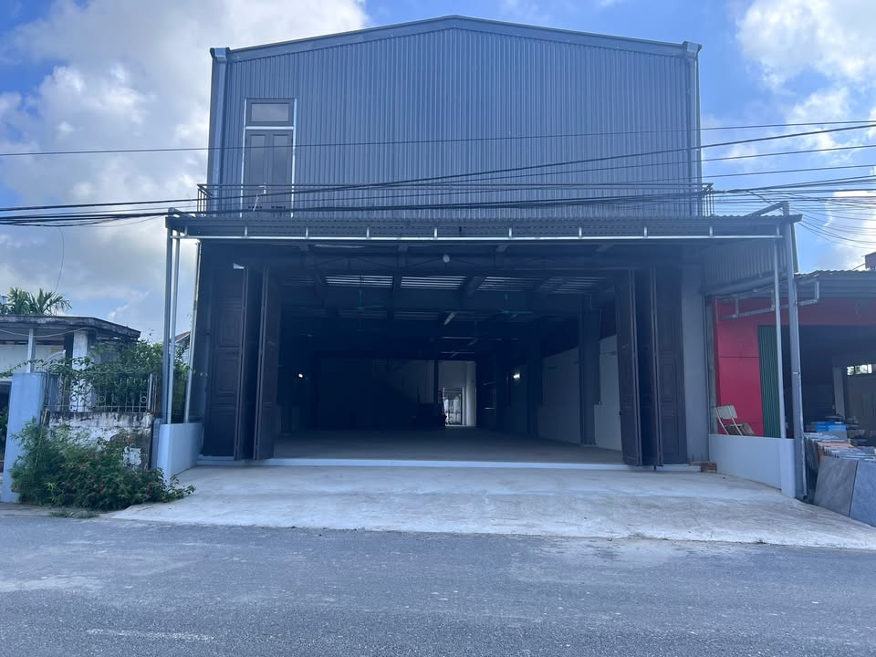 Cho thuê kho xưởng tại An Ninh, Quỳnh Phụ 700m² giá 35 triệu - Vị trí đắc địa, phù hợp mọi ngành nghề!