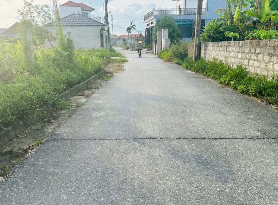 Đất nền phường Thành Sen, TP Hà Tĩnh 100.5m² giá 1.5 tỷ - Vị trí đắc địa, pháp lý rõ ràng!