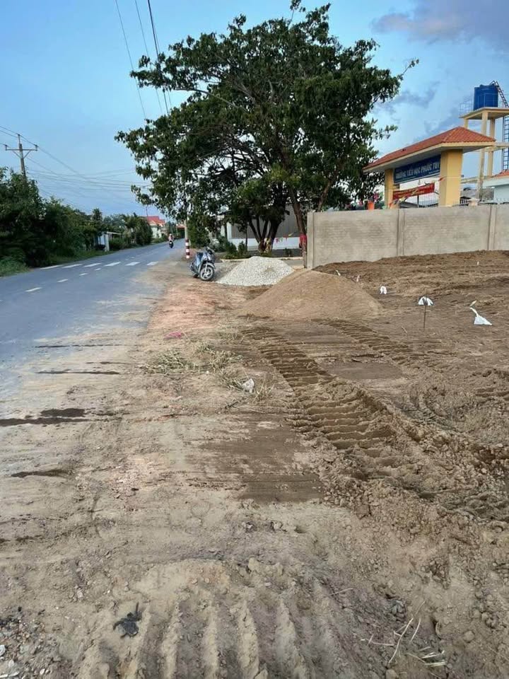 Đất nền kinh doanh mặt tiền HL21, xã Phước Tuy 421m² giá 4 tỷ - Cơ hội đầu tư tốt!