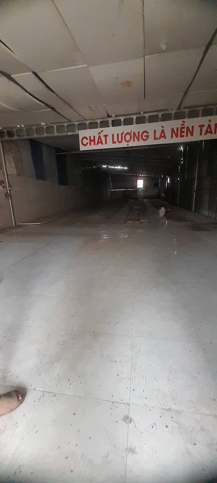 Kho xưởng cho thuê đường Liên Khu 4-5, quận Bình Tân, 405m² - Giá chỉ 18 triệu/tháng!