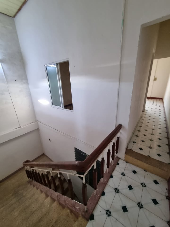 Nhà 2 tầng Trần Quang Khải, Sơn Trà, 105m² giá 8 tỷ - Gần núi và biển!