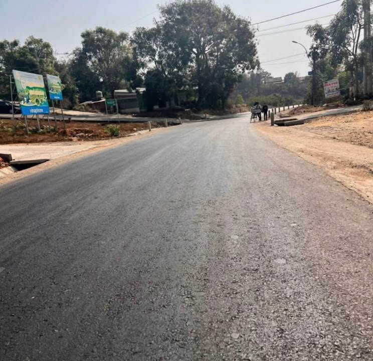 Bán đất mặt đường tỉnh lộ 675, xã Ngọc Bay, 770m² - Khu vực tiềm năng cho đầu tư!