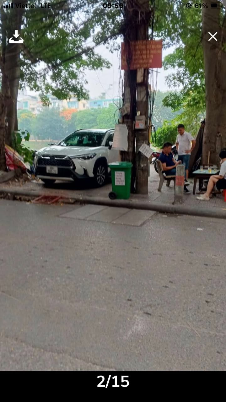 Bán nhà ngõ 80 Chùa Láng, Ba Đình 30m² giá 5.5 tỷ - Nhà tự xây chắc chắn, lô góc ngay cạnh bệnh viện!