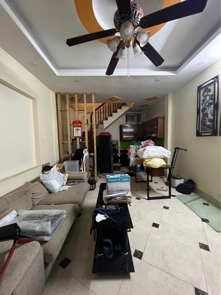 Nhà cho thuê 30m² tại Văn Phú, Hà Đông - Chỉ 9 triệu/tháng, nội thất đầy đủ!