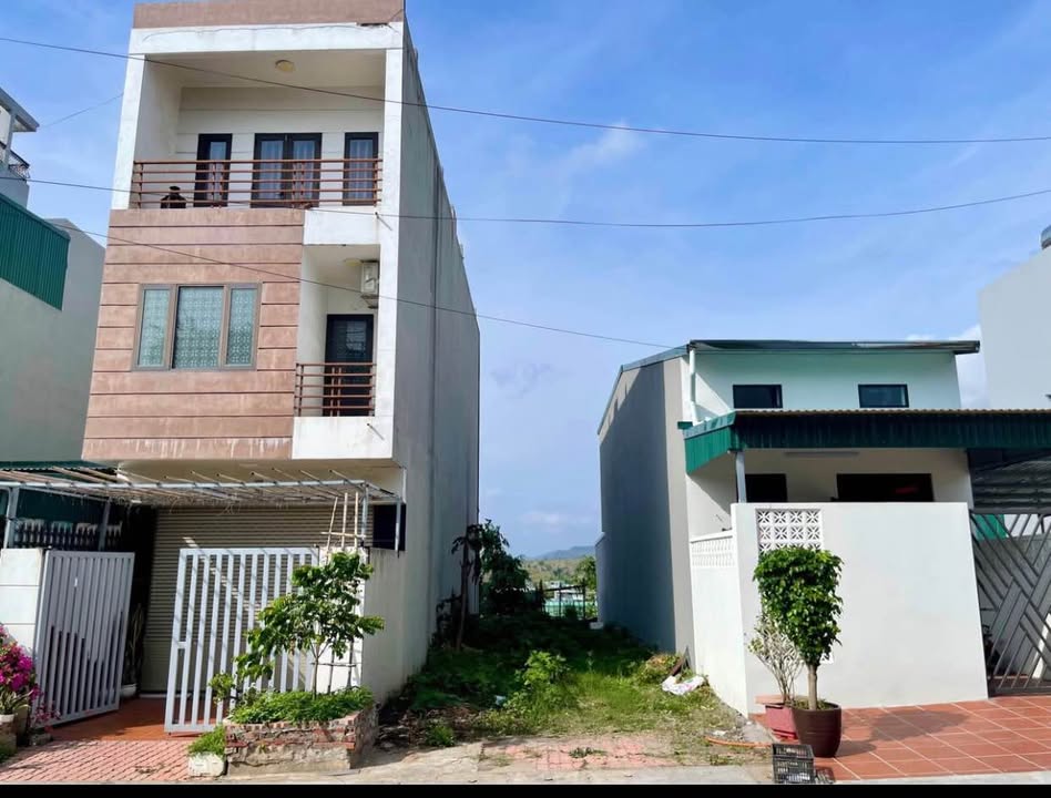 Đất Khu Đô Thị Đồi Mắm Tôm Hạ Long 90m² - Hướng Tây Nam, Giá Tốt