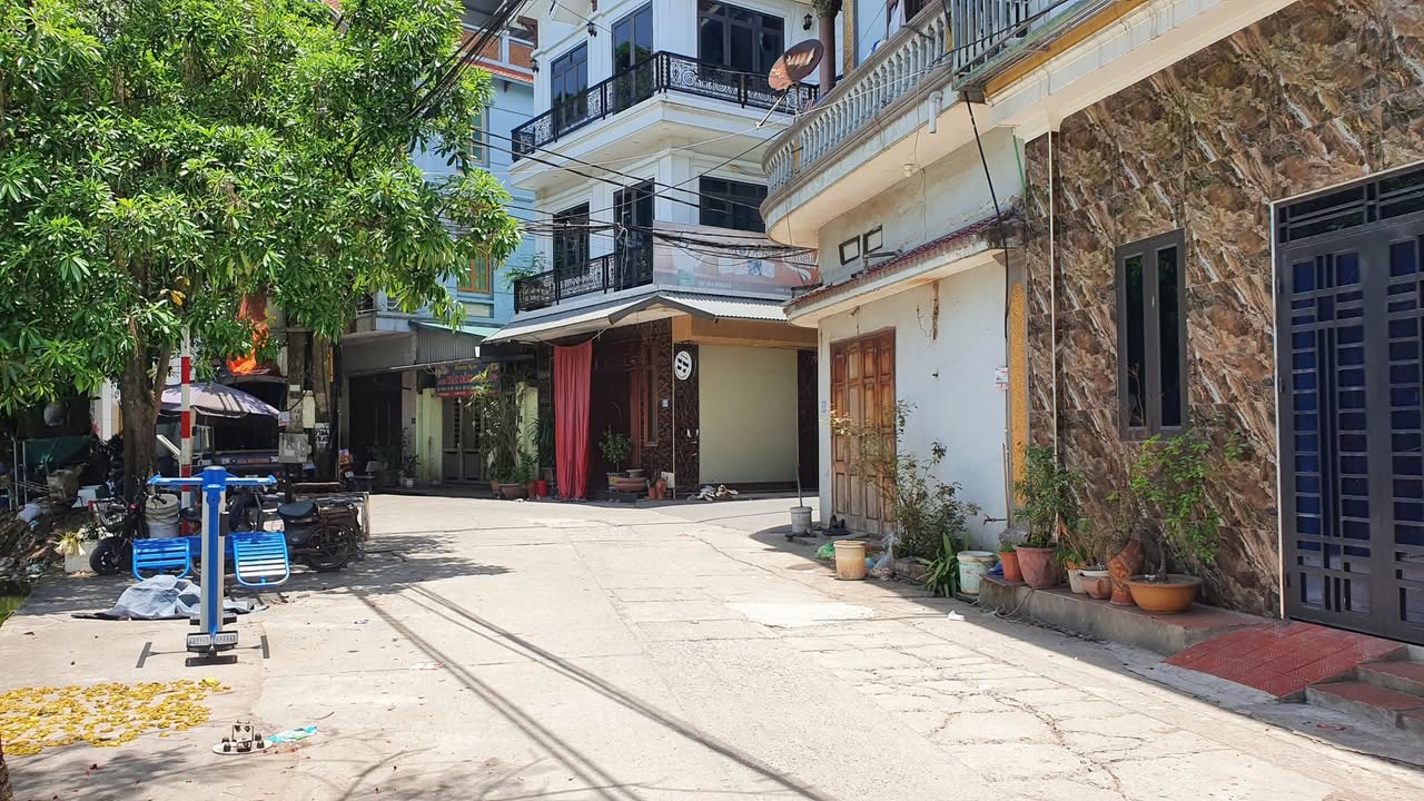 Nhà 3 tầng Đình Vỹ, Gia Lâm 40m² giá 3 tỷ - Chính chủ, nở hậu đẹp!