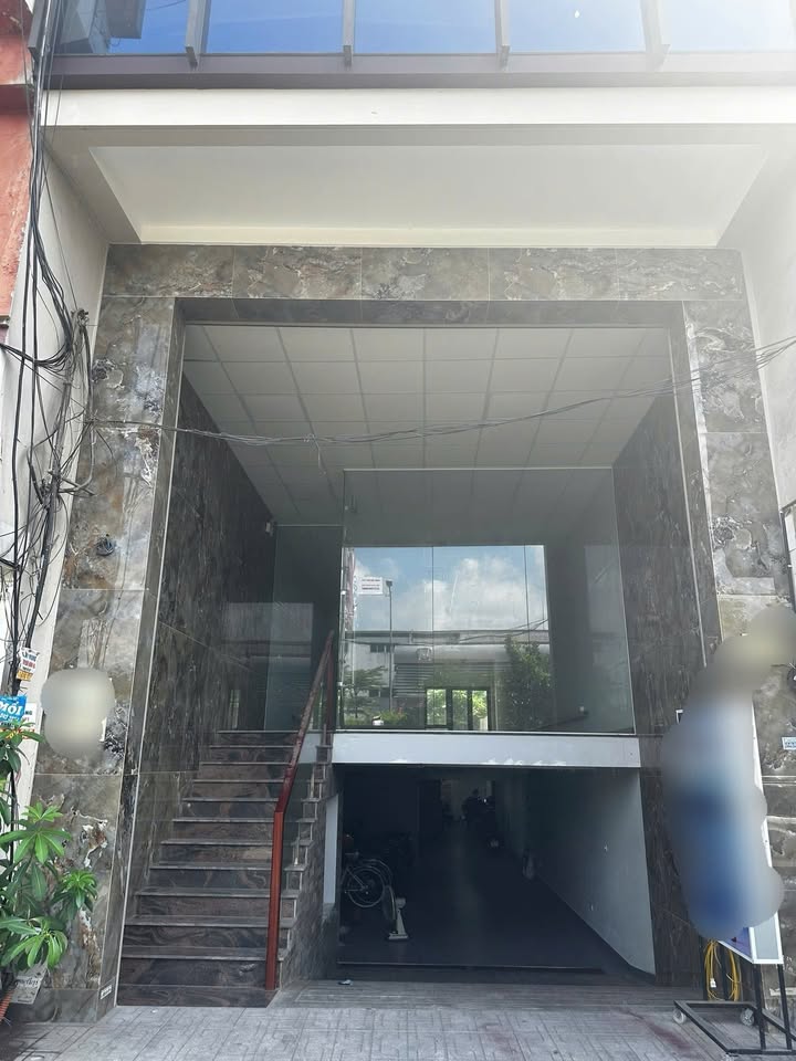 Cho thuê mặt bằng kinh doanh đường Nghi Tàm, quận Tây Hồ 120m² - Phù hợp nhiều mô hình