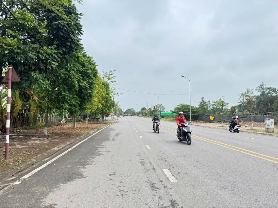 Đất thổ cư 700m² Băng 2 Đại lộ Hùng Vương - Giá 20.19 tỷ - Cơ hội đầu tư tuyệt vời!