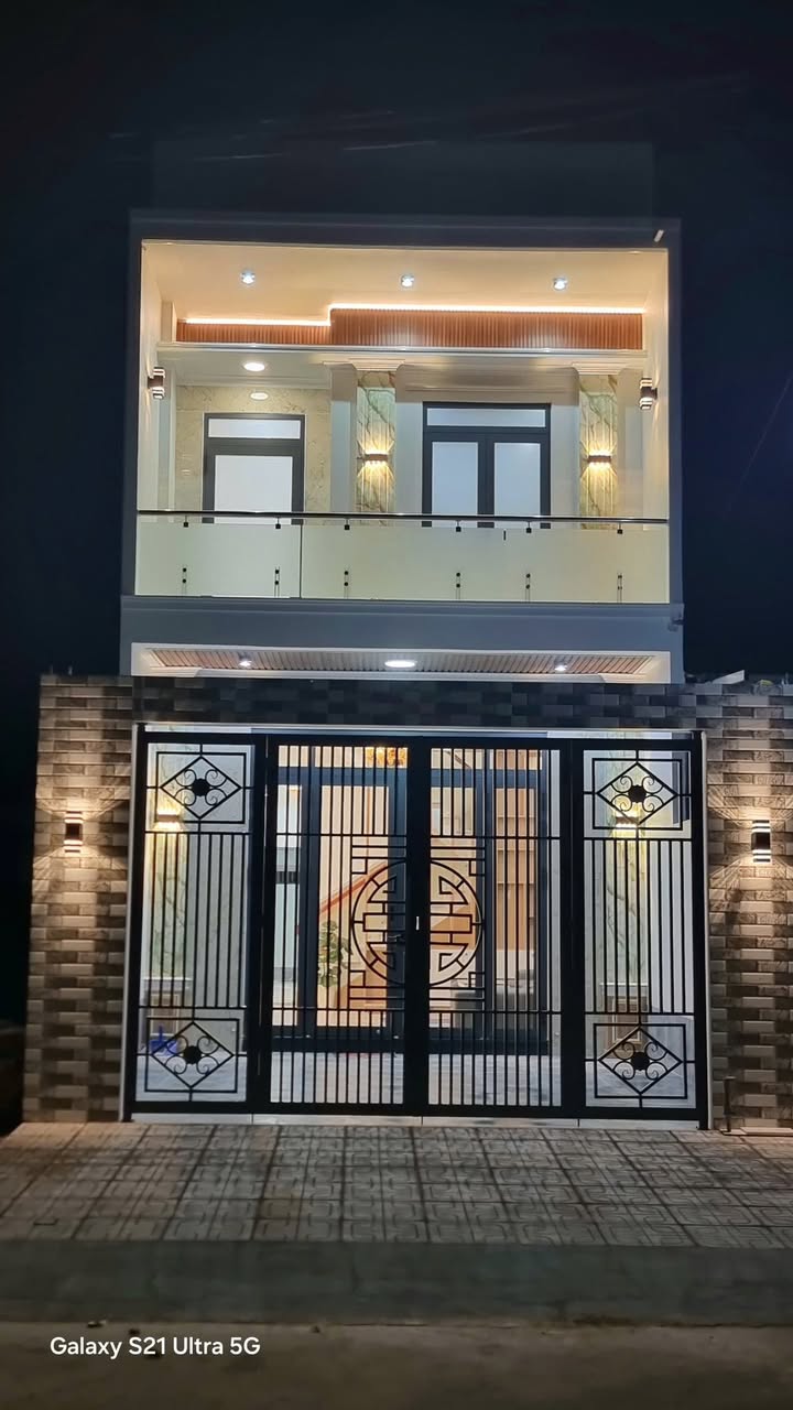 Nhà mặt tiền Phạm Văn Bạch, Rạch Giá 100m² giá 2.6 tỷ - Đầu tư sinh lời ngay!