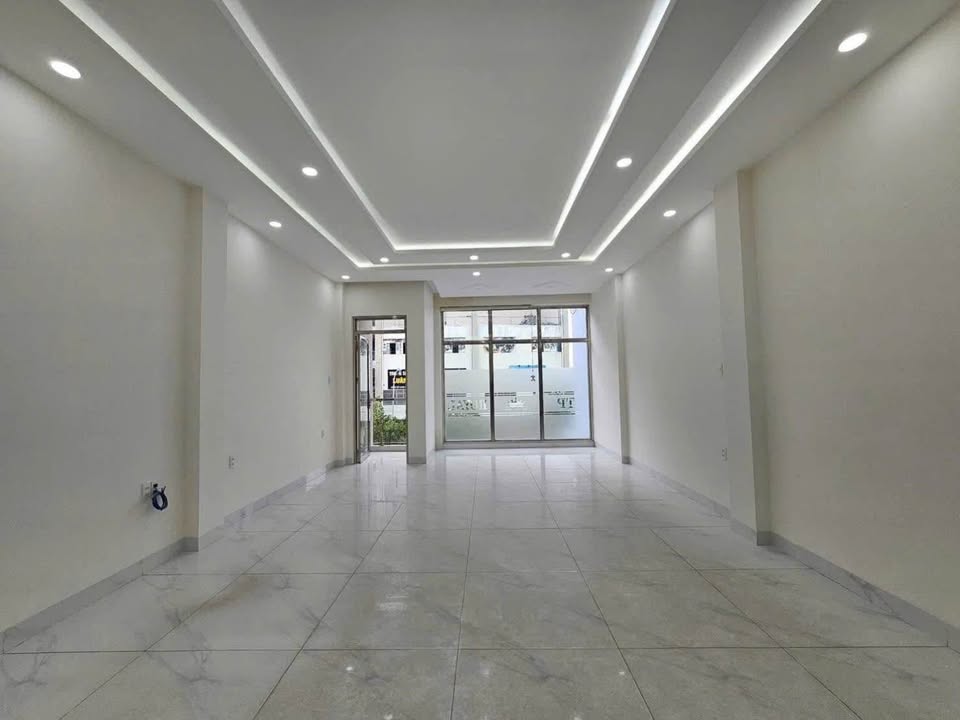 Nhà cho thuê mặt tiền Lê Đình Lý, Đà Nẵng 80m² - Địa điểm lý tưởng cho kinh doanh!