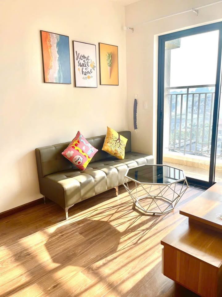 Căn hộ Chung cư LuxCiTy Cẩm Phả 2PN giá 6 triệu - View thoáng mát, nội thất đầy đủ!