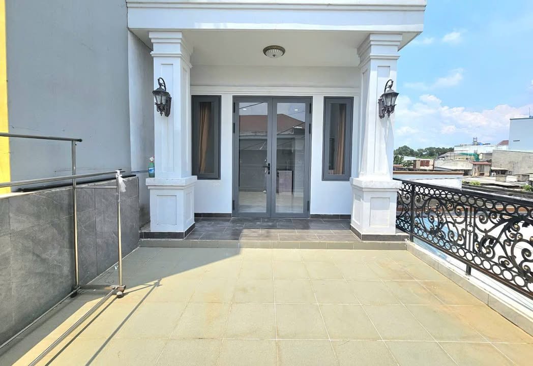 Phòng cho thuê đường Nguyễn Thị Tú, quận Tân Bình 40m² - Nội thất cơ bản, giá 4.4 triệu