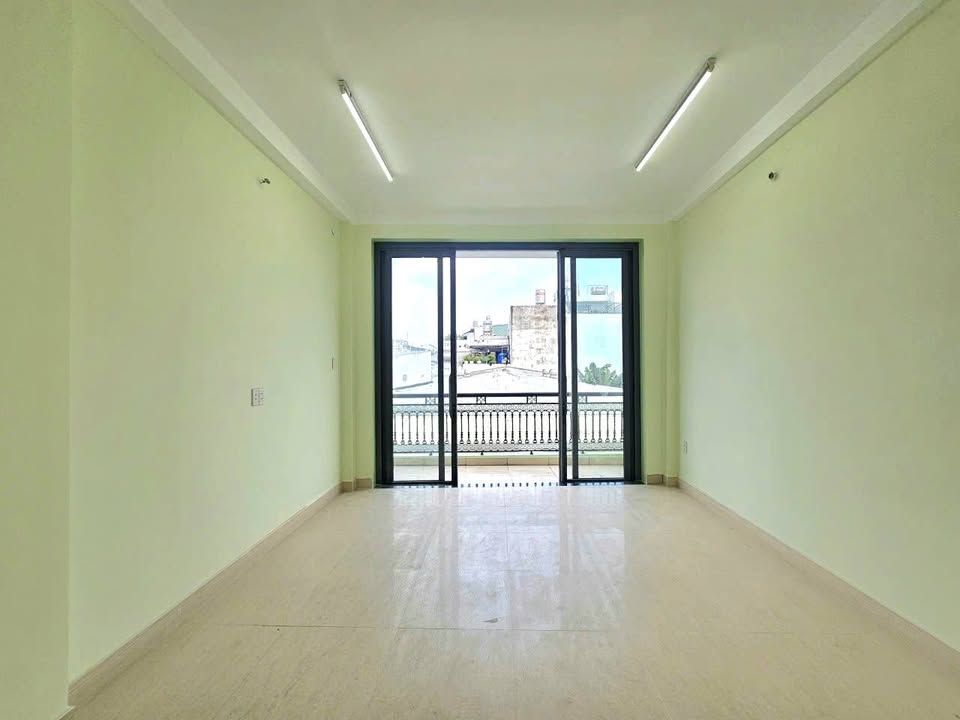 Phòng trọ cho thuê tại Liên Khu 10-11, Bình Tân, giá 3.3 triệu - Nhà mới xây, tiện nghi đầy đủ!