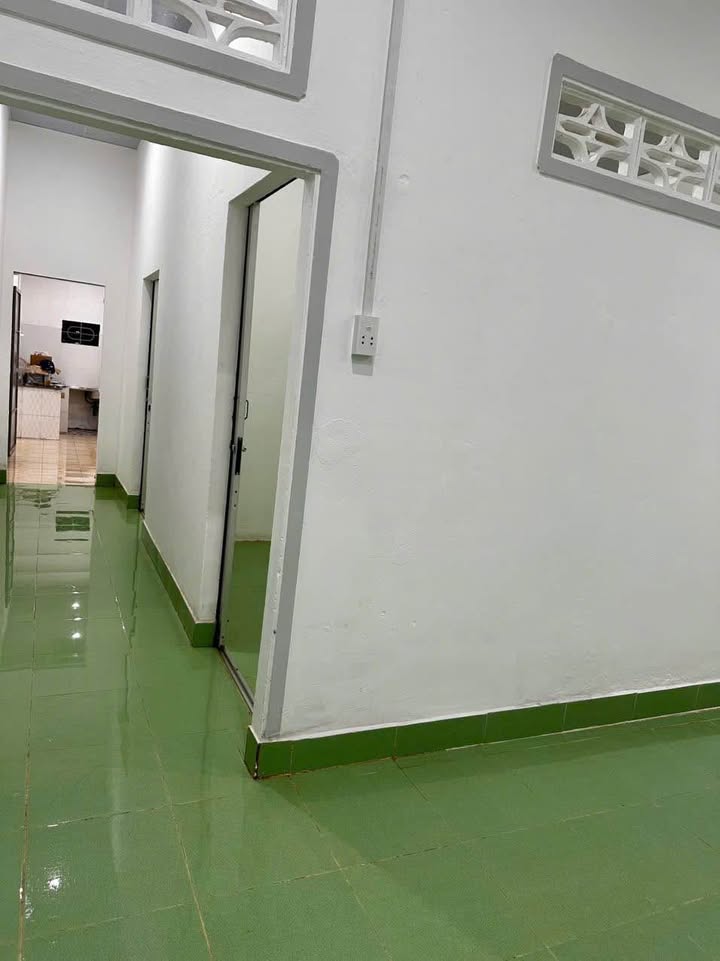 Nhà cho thuê tại Tân Phú, Đồng Xoài 60m² giá 4 triệu - Gần đường Lê Duẩn!