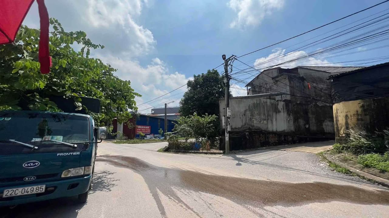 Đất nền góc 2 mặt tiền KDC Thịnh Đán 70m² giá chỉ 2 tỷ - Đầu tư sinh lời ngay!