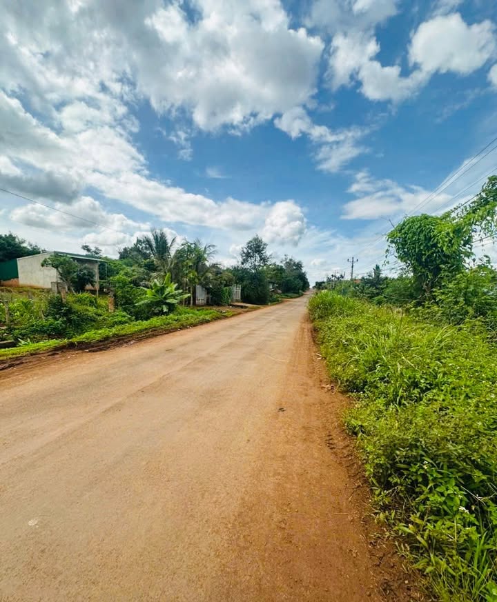 Đất nền Ea Drông, Buôn Hồ 900m² - Giá chỉ 900 triệu, cơ hội đầu tư tuyệt vời!