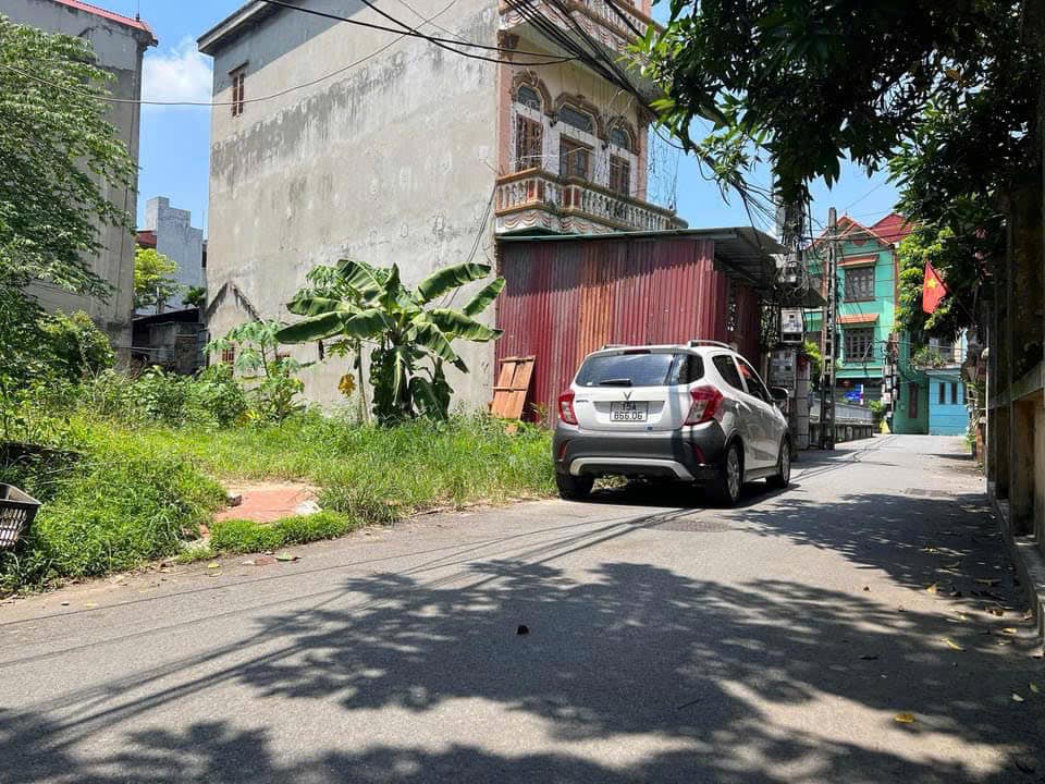 Đất nền khu phố Me, Hương Mạc, Từ Sơn 110m² giá 2 tỷ - Sổ đỏ chính chủ, giao dịch nhanh chóng!