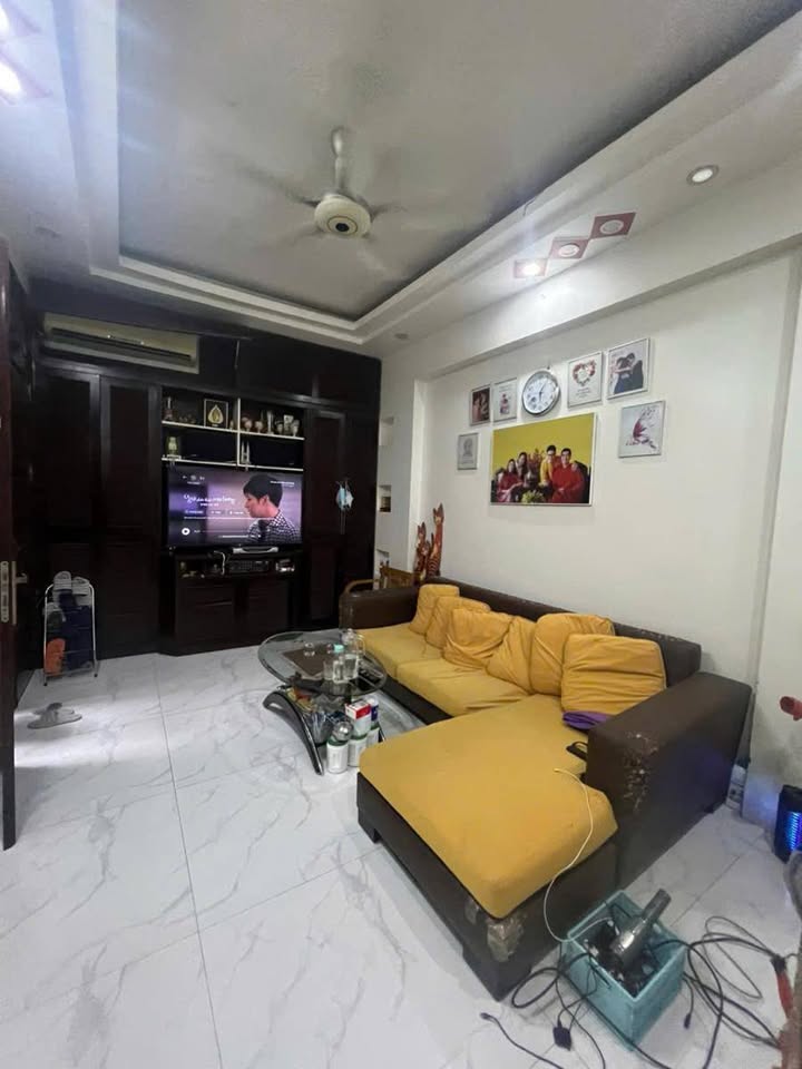 Nhà riêng Ngõ 5 Hoàng Quốc Việt, Cầu Giấy 36m² giá 6.5 tỷ - Đầu tư sinh lời!