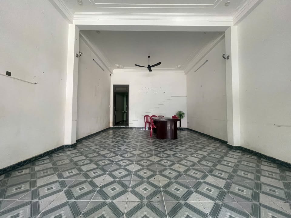 Cho thuê mặt bằng kinh doanh Nguyễn Thị Định 50m² giá 8 triệu - Ngay chợ Sơn Trà!