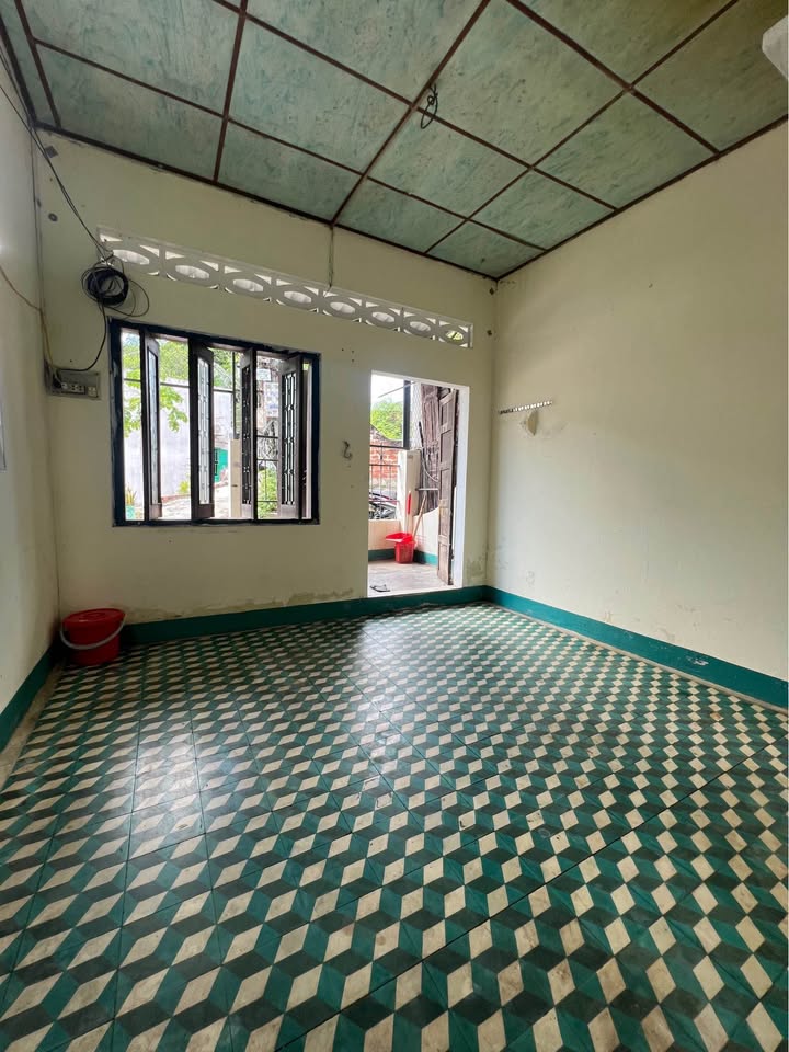 Nhà mặt tiền Phạm Ngũ Lão, Quy Nhơn 40m² giá 1.17 tỷ - Tiện ích đa dạng ngay gần!