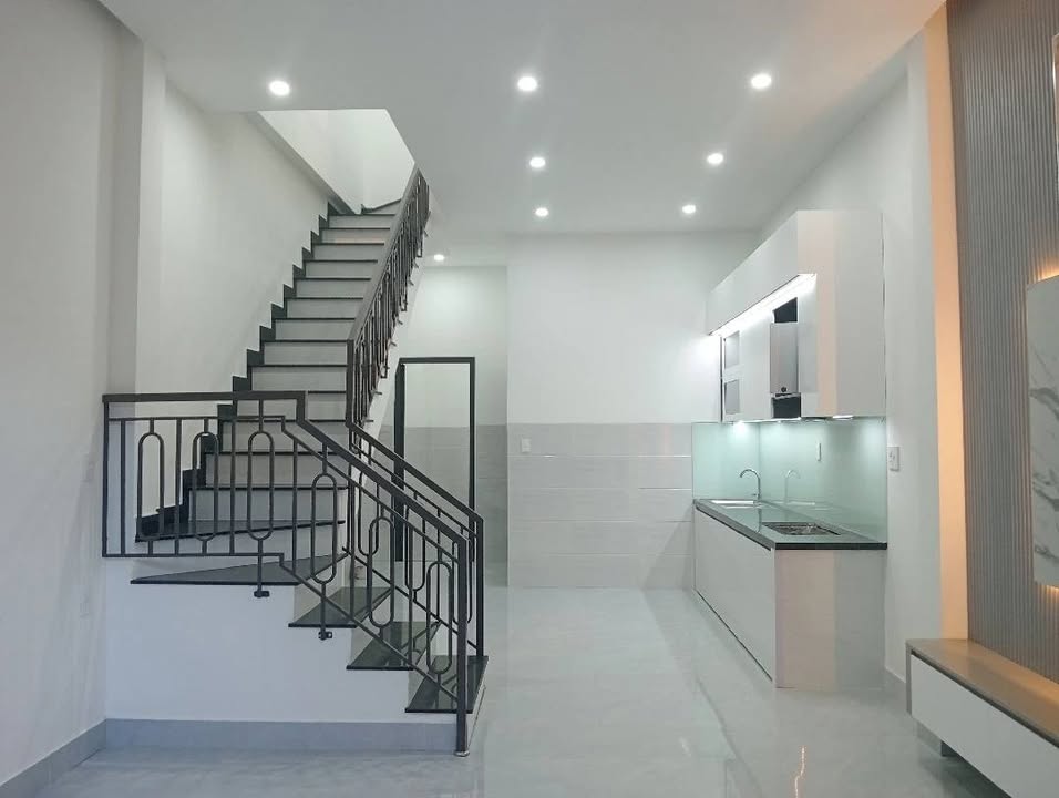 Nhà 2 tầng chính chủ Kiệt Điện Biên Phủ 68m² giá 4 tỷ - Đầy đủ nội thất, chỉ việc vào ở!